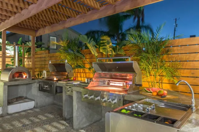 The Self-Sustainable Beach House, South Padre Island, TX vacation rental: Outdoor Professional Grade kitchen