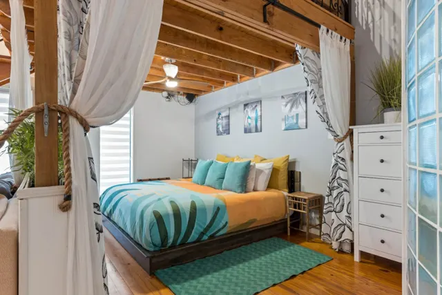 The Self-Sustainable Beach House, South Padre Island, TX vacation rental: 2nd Floor King Bed (Facing Pool)