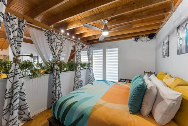 The Self-Sustainable Beach House, South Padre Island, TX vacation rental: 2nd Floor King Bed (Facing Pool)