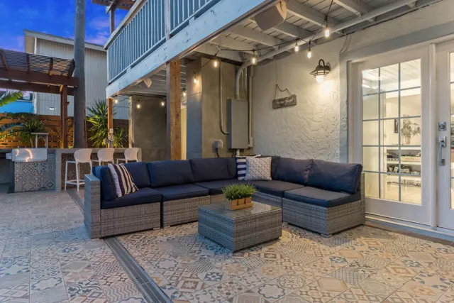 The Self-Sustainable Beach House, South Padre Island, TX vacation rental: Backyard Lounge area