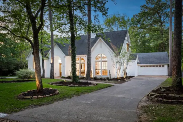 The Woodlands, The Woodlands, TX vacation rental: 1 Spot Covered Garage and plenty space outside