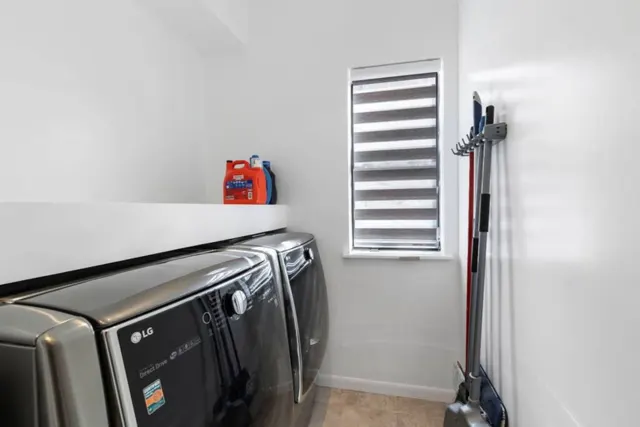 The Woodlands, The Woodlands, TX vacation rental: Premium Washer and Dryier